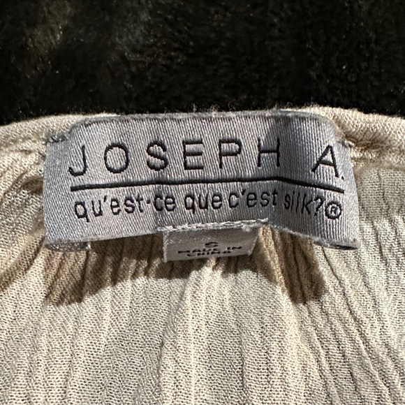 Joseph A. Elegant Cream Women's Top vneck below elbow see thru design and tie up - Picture 5 of 9